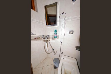 Banheiro da suíte de casa à venda com 2 quartos, 460m² em Dom Bosco, Belo Horizonte