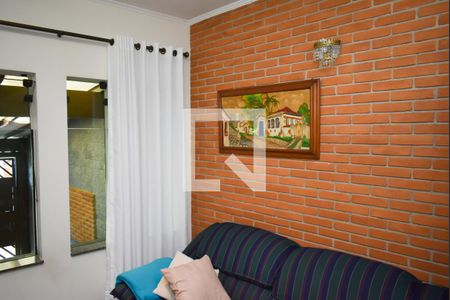 Casa à venda com 4 quartos, 180m² em Jardim Guanca, São Paulo
