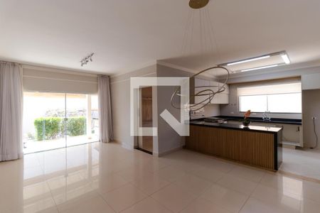 Salas de casa à venda com 3 quartos, 240m² em Jardim Chapadão, Campinas