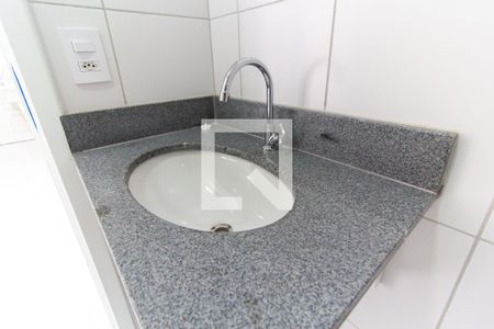Apartamento à venda com 38m², 2 quartos e 1 vaga Apartamento à venda com 38m², 2 quartos e 1 vagaBanheiro