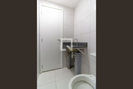 Apartamento à venda com 38m², 2 quartos e 1 vaga Apartamento à venda com 38m², 2 quartos e 1 vagaBanheiro