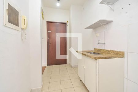 Cozinha de apartamento para alugar com 1 quarto, 30m² em Consolação, São Paulo