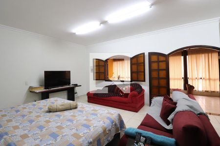 Suíte 1 de casa para alugar com 4 quartos, 650m² em Parque Jurema, Guarulhos