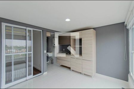 Varanda Sala  de apartamento para alugar com 2 quartos, 58m² em Vila Rio Branco, São Paulo