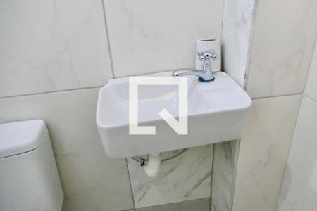 Studio banheiro de kitnet/studio à venda com 1 quarto, 25m² em Copacabana, Rio de Janeiro