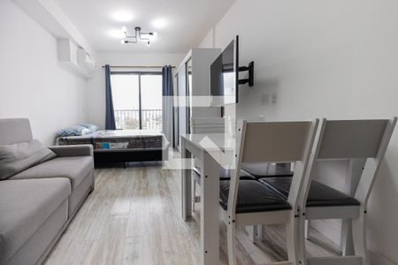 Sala de apartamento para alugar com 1 quarto, 28m² em Pinheiros, São Paulo