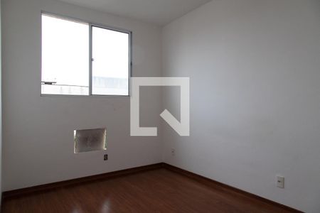 Quarto 2 de apartamento para alugar com 2 quartos, 50m² em Vargem Pequena, Rio de Janeiro