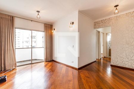 Sala de apartamento à venda com 2 quartos, 60m² em Moema, São Paulo