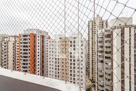 Varanda de apartamento à venda com 2 quartos, 60m² em Moema, São Paulo