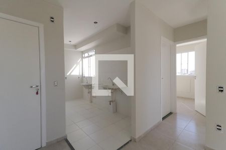 Sala de apartamento para alugar com 2 quartos, 42m² em Cascadura, Rio de Janeiro