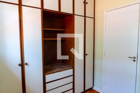 Quarto 2 de casa à venda com 3 quartos, 125m² em Jardim Santo Antoninho, São Paulo