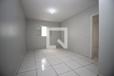 Quarto 1 de casa para alugar com 2 quartos, 70m² em Taguatinga Sul (taguatinga), Brasília