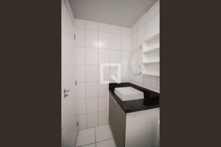 Banheiro de kitnet/studio à venda com 1 quarto, 24m² em Vila Campanela, São Paulo