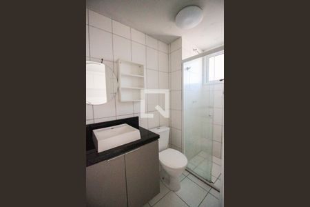 Banheiro de kitnet/studio à venda com 1 quarto, 24m² em Vila Campanela, São Paulo