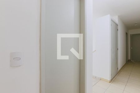 Corredor quartos de casa para alugar com 3 quartos, 170m² em Vila Cruzeiro, São Paulo