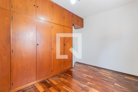 Quarto 1 de casa à venda com 2 quartos, 200m² em Vila Patrimonial, São Paulo