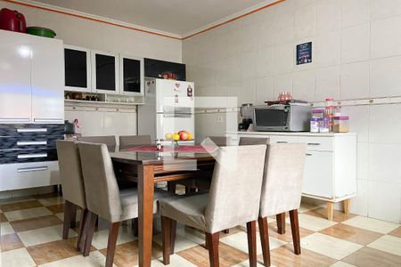 Cozinha e Área de Serviço de casa à venda com 3 quartos, 300m² em Santa Maria, Osasco