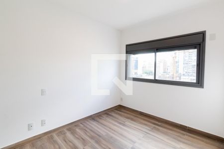 Suíte  de apartamento à venda com 2 quartos, 68m² em Pinheiros, São Paulo