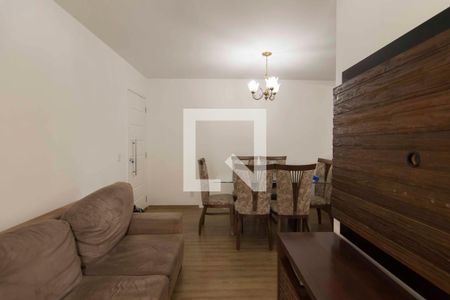 Sala de apartamento para alugar com 2 quartos, 50m² em Parque Maria Domitila, São Paulo