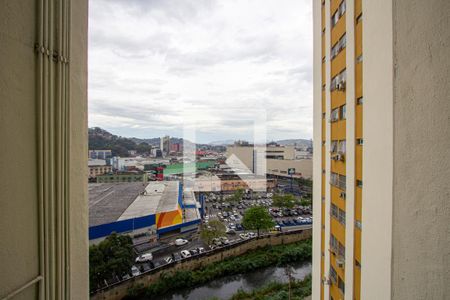 Vista da Sala de apartamento para alugar com 2 quartos, 45m² em Alcantara, São Gonçalo