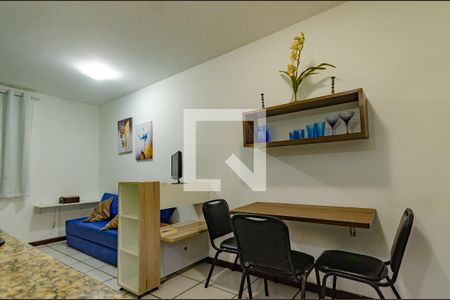 Sala/Cozinha de apartamento para alugar com 1 quarto, 28m² em Ondina, Salvador