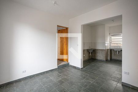 Cozinha e área de serviço de casa à venda com 6 quartos, 250m² em Km 18, Osasco