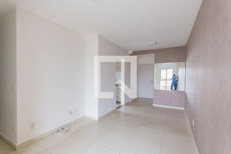 Sala de apartamento para alugar com 3 quartos, 75m² em Vila Camilópolis, Santo André