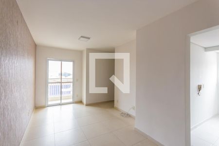 Sala de apartamento para alugar com 3 quartos, 75m² em Vila Camilópolis, Santo André