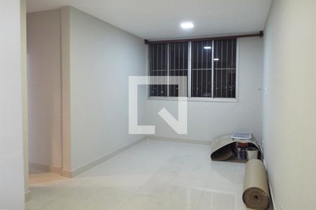 Sala de apartamento para alugar com 3 quartos, 70m² em Parque Novo Mundo, São Paulo