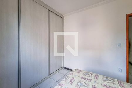 Quarto 1 de casa à venda com 3 quartos, 180m² em Jaqueline, Belo Horizonte