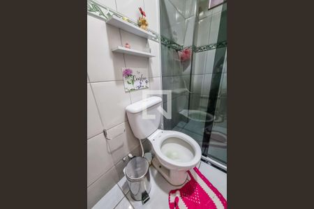 Banheiro Social de casa à venda com 3 quartos, 180m² em Jaqueline, Belo Horizonte