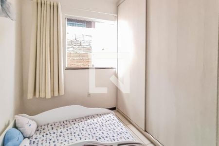 Quarto 2 de casa à venda com 3 quartos, 180m² em Jaqueline, Belo Horizonte