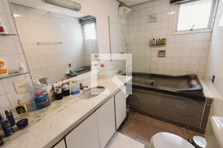 Banheiro de apartamento para alugar com 1 quarto, 43m² em Perdizes, São Paulo