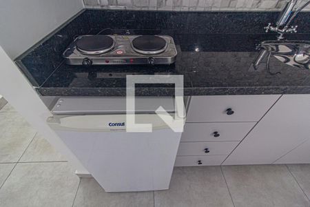 Cozinha de apartamento para alugar com 1 quarto, 30m² em Centro, Curitiba