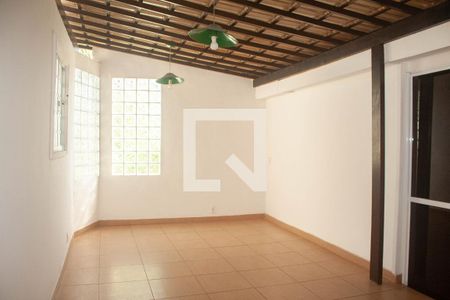 Varanda de casa para alugar com 1 quarto, 90m² em Centro, Nilópolis