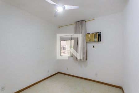 Quarto 2 de apartamento à venda com 3 quartos, 60m² em Jacarepaguá, Rio de Janeiro