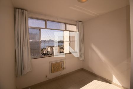 Quarto 1 de apartamento à venda com 4 quartos, 160m² em Flamengo, Rio de Janeiro