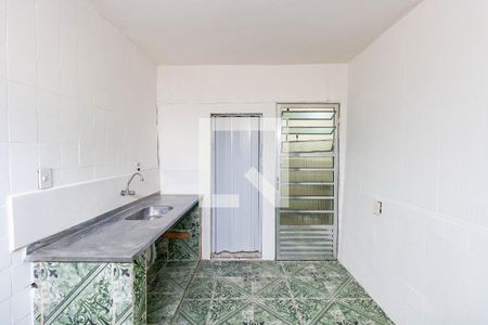 Cozinha de casa para alugar com 1 quarto, 30m² em Vila California, São Paulo