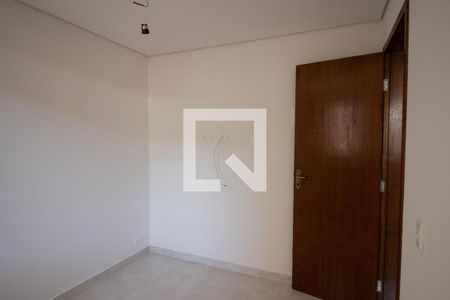 Quarto 2 de casa de condomínio para alugar com 2 quartos, 30m² em Itaquera, São Paulo