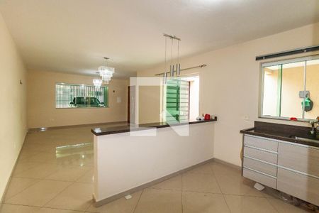 Cozinha/Sala de casa para alugar com 2 quartos, 140m² em Jardim Teresa, São Paulo