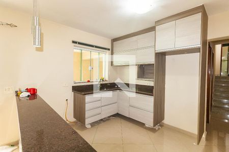 Cozinha/Sala de casa para alugar com 2 quartos, 140m² em Jardim Teresa, São Paulo