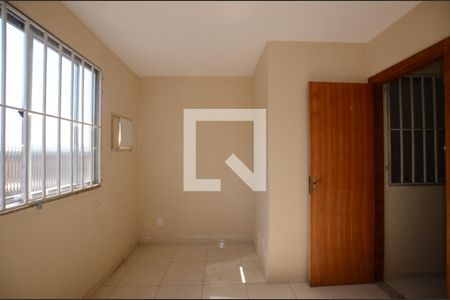 Quarto 1 de apartamento para alugar com 2 quartos, 50m² em Bento Ribeiro, Rio de Janeiro