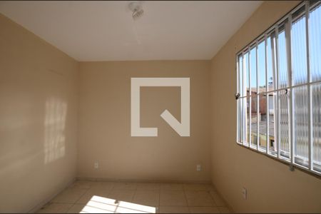 Quarto 1 de apartamento para alugar com 2 quartos, 50m² em Bento Ribeiro, Rio de Janeiro