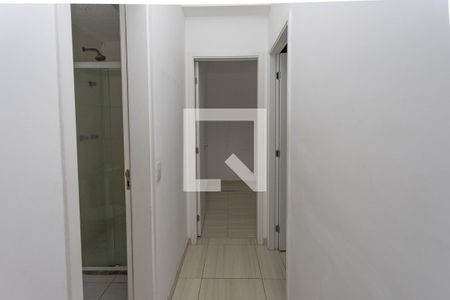 Corredor  de apartamento à venda com 2 quartos, 43m² em Canhema, Diadema
