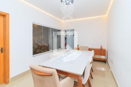 Sala jantar de casa à venda com 3 quartos, 235m² em São Lucas, São Paulo