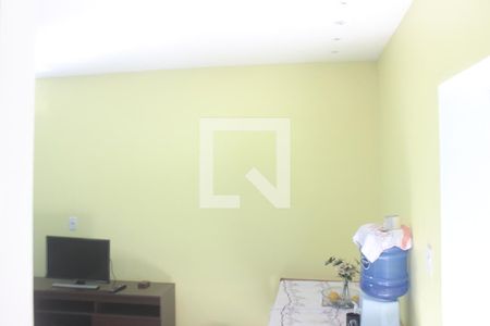 Sala de casa para alugar com 3 quartos, 87m² em Jardim Ester Yolanda, São Paulo