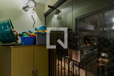 Sacada de apartamento para alugar com 3 quartos, 70m² em Vila Brasílio Machado, São Paulo