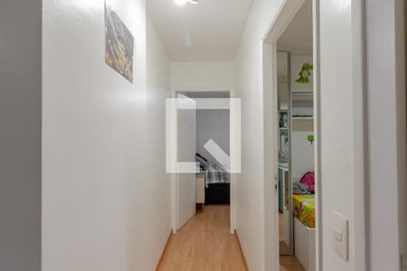 Corredor de apartamento para alugar com 3 quartos, 70m² em Vila Brasílio Machado, São Paulo