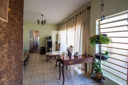 Sala de casa à venda com 4 quartos, 170m² em Novo Taquaral, Campinas