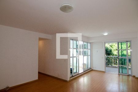 Apartamento à venda com 200m², 2 quartos e 3 vagasSala